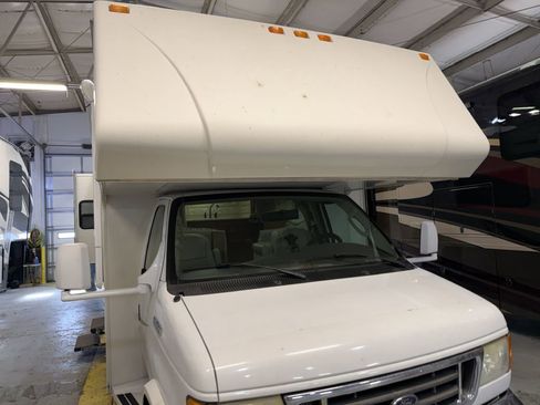 Used 2007 Ford E-450 and Econoline 450 image 34