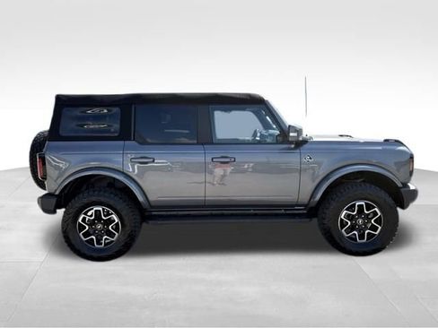 Used 2023 Ford Bronco Outer Banks AWD/4WD image 9