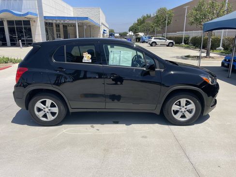 Used 2019 Chevrolet Trax LS w/ Tint and Cruise Package FWD image 25