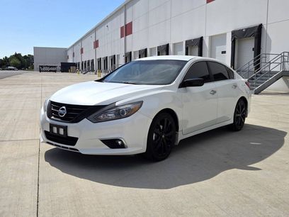 Used 2018 Nissan Altima 2.5 SR w/ SR Midnight Edition