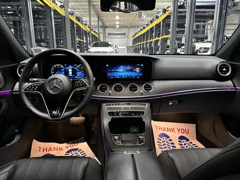 Certified 2022 Mercedes-Benz E 350 4MATIC Sedan image 23