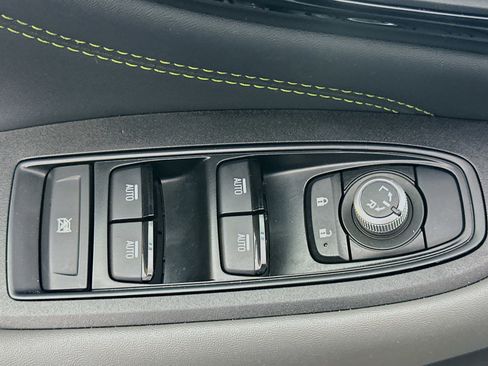 Used 2025 Subaru Outback Onyx Edition image 15