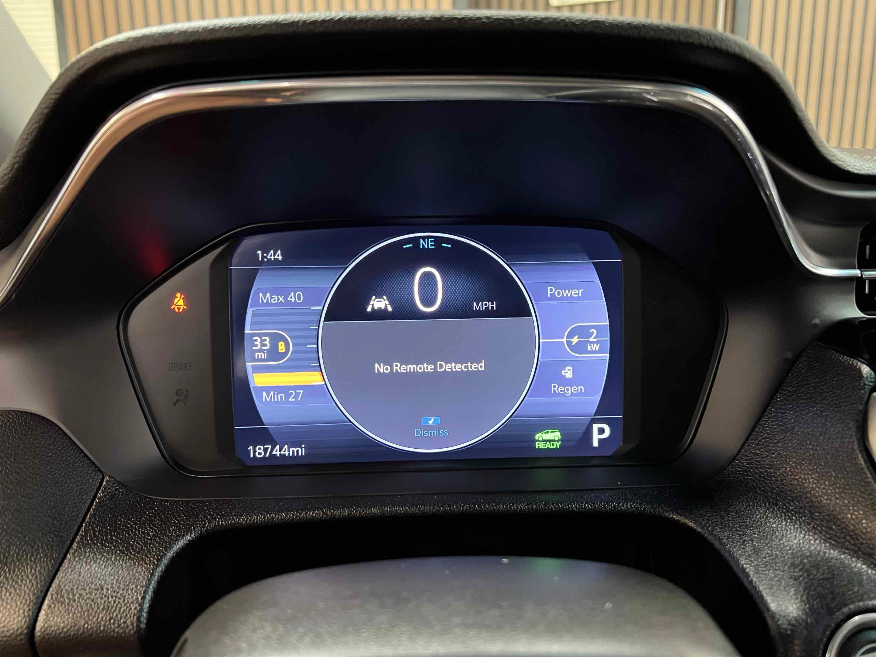 Used 2023 Chevrolet Bolt LT w/ Infotainment Package FWD image 7