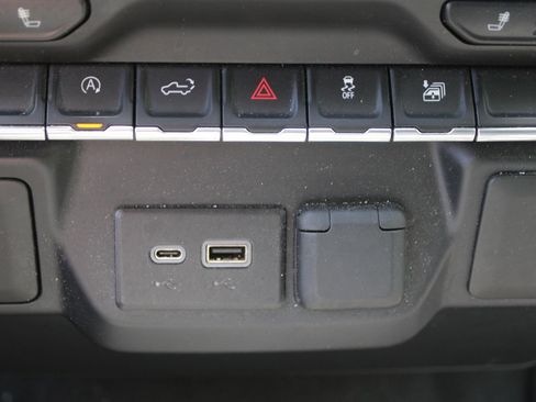 Used 2019 Chevrolet Silverado 1500 LT w/ All-Star Edition RWD image 35
