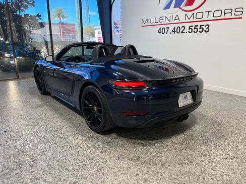 Used 2018 Porsche 718 Boxster S image 4