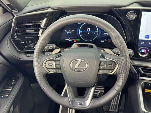 Used 2024 Lexus TX 500h AWD w/ Technology Package image 20