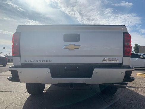 Used 2015 Chevrolet Silverado 1500 High Country w/ High Country Premium Package image 6