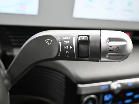 Used 2024 Hyundai Ioniq 5 SE RWD image 8