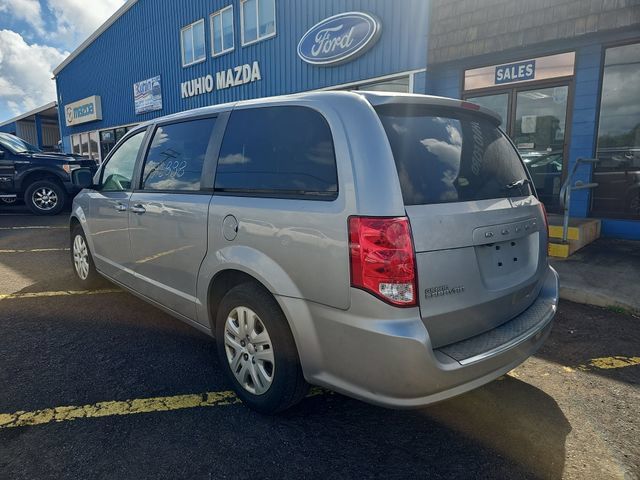 Used 2018 Dodge Grand Caravan SE w/ UConnect Hands-Free Group FWD image 3