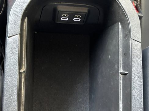 Used 2024 Toyota RAV4 XLE Premium FWD image 35