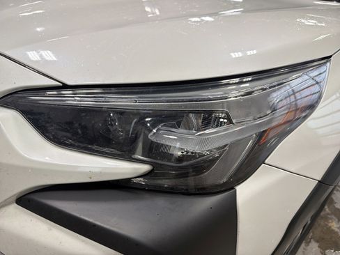 Used 2023 Subaru Outback Premium image 10