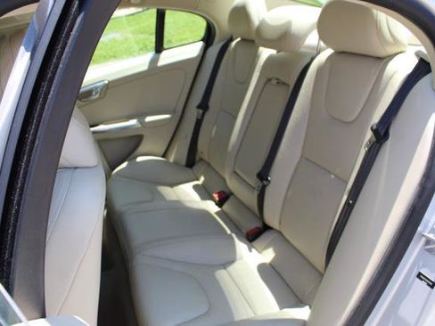 Used 2014 Volvo S60 T5 FWD image 23