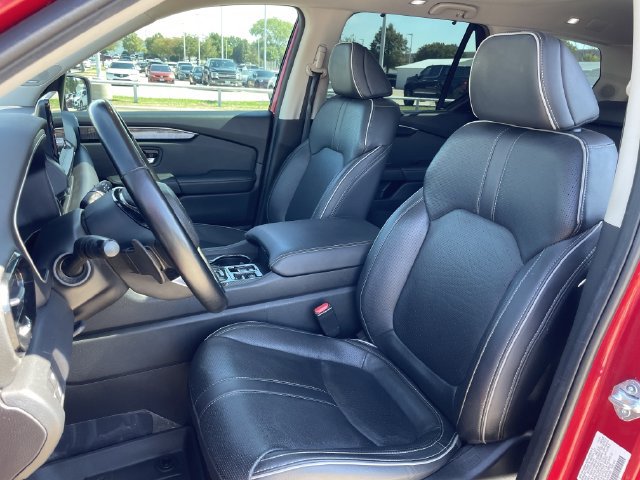 Used 2025 Honda Pilot Elite image 26