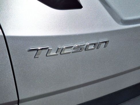 Used 2023 Hyundai Tucson Limited image 33