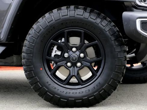 New 2026 Jeep Gladiator Sport image 2