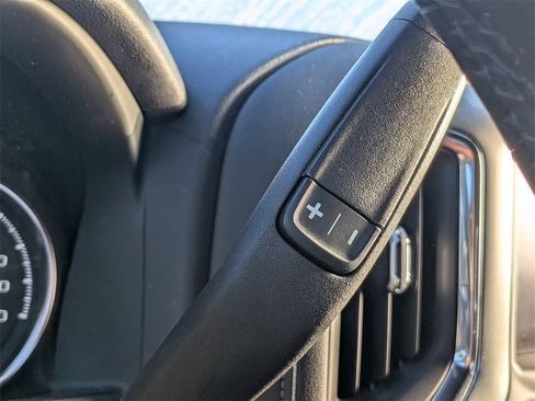 Used 2021 Chevrolet Silverado 1500 LT Trail Boss w/ Bed Protection Package image 28