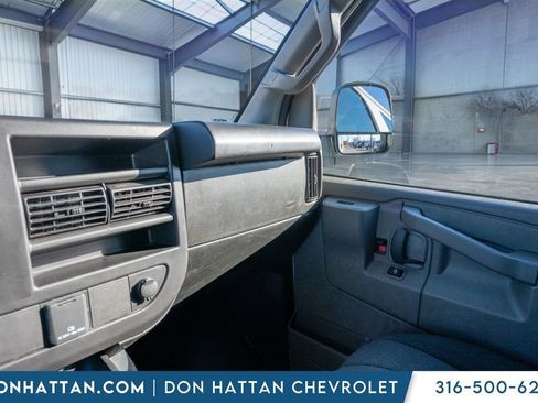 Used 2024 GMC Savana 2500 w/ Driver Convenience Package image 16