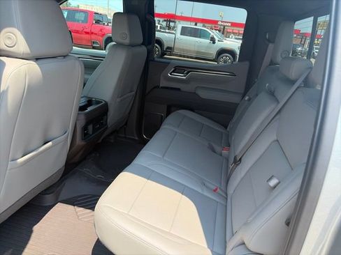 New 2026 Chevrolet Silverado 1500 LT Trail Boss w/ LT Trail Boss Premium Package AWD/4WD image 11