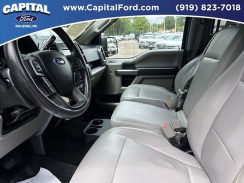 Used 2018 Ford F150 XLT w/ Equipment Group 302A Luxury AWD/4WD image 19
