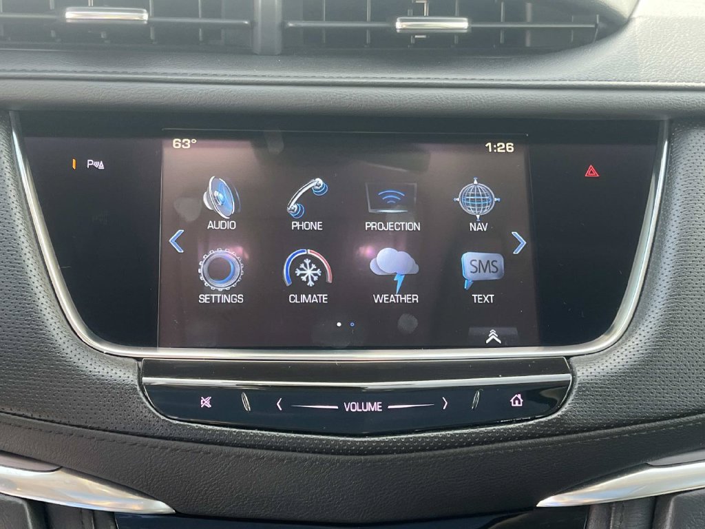 Used 2017 Cadillac XT5 Luxury w/ Driver Awareness Package FWD image 33
