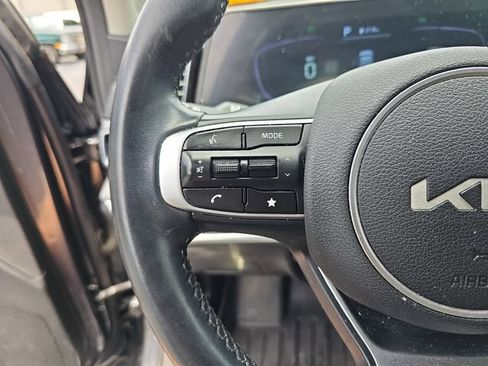 Used 2023 Kia Sportage EX FWD image 13