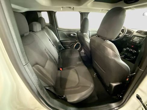 Used 2016 Jeep Renegade 75th Anniversary image 26