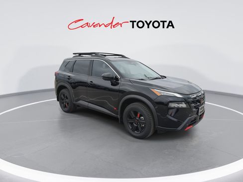 Used 2025 Nissan Rogue SV w/ Rock Creek Premium Package image 2