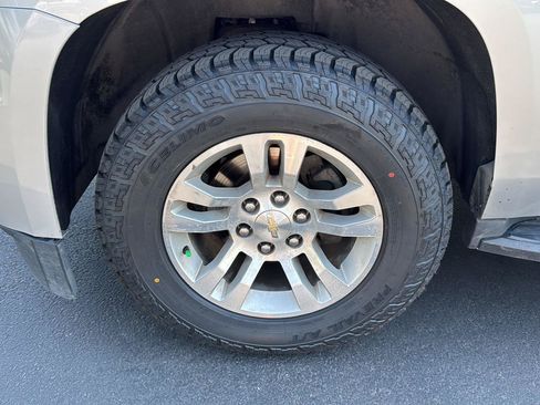 Used 2018 Chevrolet Tahoe LT AWD/4WD image 13