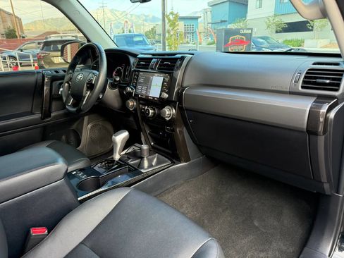 Used 2024 Toyota 4Runner TRD Off-Road Premium w/ Moonroof Package AWD/4WD image 16