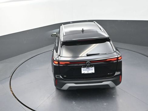 New 2026 Volkswagen Tiguan SE AWD/4WD image 18