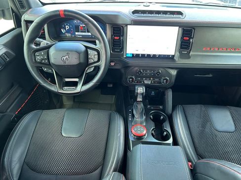 Used 2025 Ford Bronco Raptor AWD/4WD image 17