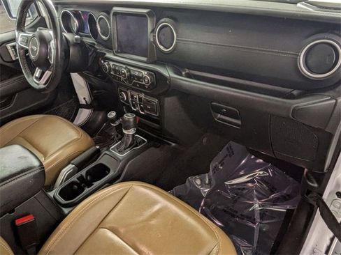 Used 2023 Jeep Wrangler Unlimited Sahara w/ Cold Weather Group image 31