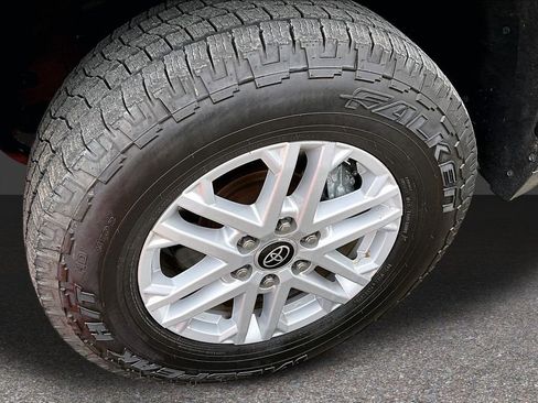 Used 2024 Toyota Tundra SR5 AWD/4WD image 32