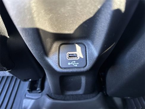 Used 2023 Jeep Renegade Trailhawk image 24