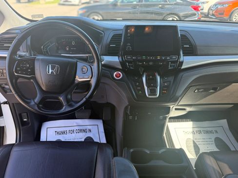 Used 2018 Honda Odyssey Touring image 24