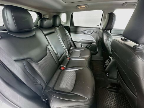 Used 2022 Jeep Compass Latitude w/ Sun and Sound Group FWD image 27