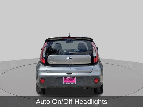 Used 2018 Kia Soul w/ Convenience Package FWD image 4