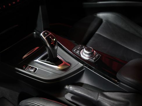 Used 2013 BMW 335i Sedan image 21