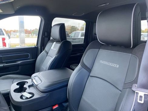 Used 2025 RAM 2500 Laramie image 12