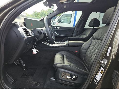 Used 2026 BMW X5 xDrive40i w/ M Sport Package AWD/4WD image 5