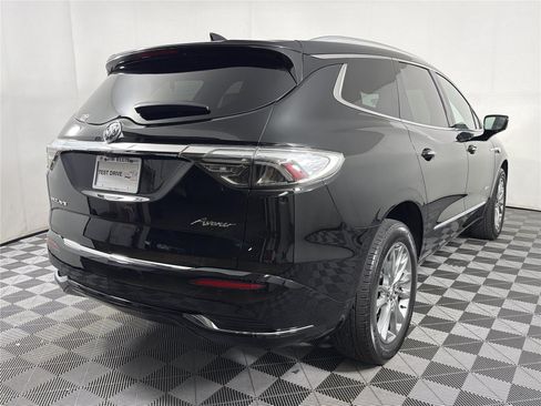Certified 2023 Buick Enclave Avenir w/ Avenir Technology Package FWD image 6
