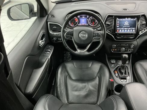 Used 2019 Jeep Cherokee Limited AWD/4WD image 30