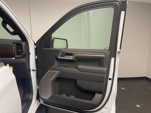 New 2026 Chevrolet Silverado 1500 High Country image 25