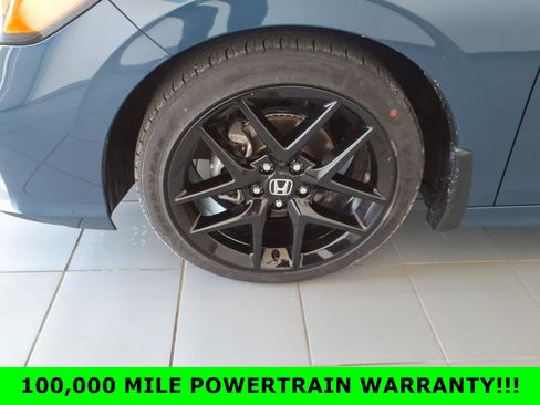 Certified 2025 Honda Civic Sport image 9