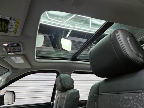 Used 2023 Toyota Tundra Limited AWD/4WD image 22