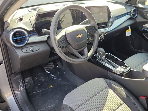 New 2026 Chevrolet Trax LT image 22