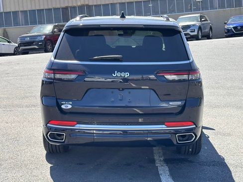 Used 2024 Jeep Grand Cherokee L Summit w/ Luxury Tech Group V image 10