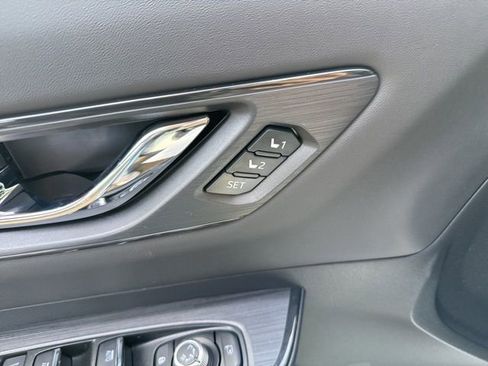 New 2026 Subaru Outback Touring XT image 20