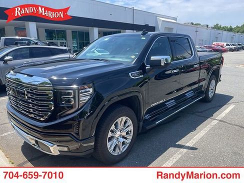 Used 2023 GMC Sierra 1500 Denali w/ Technology Package AWD/4WD image 1
