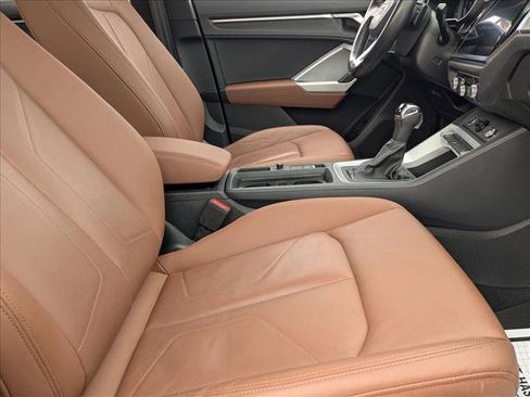 Used 2022 Audi Q3 2.0T Premium Plus image 19